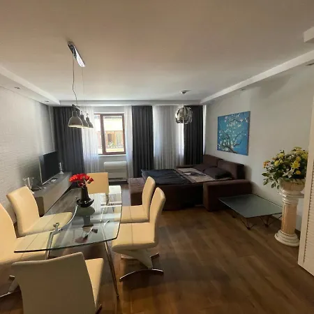 Luxury In Center 1 Apartmán *