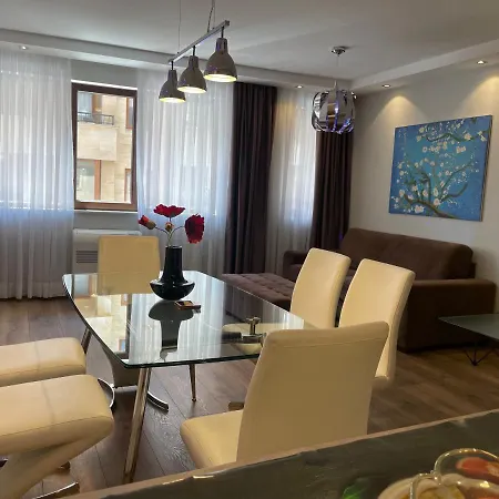 Apartmán Luxury In Center 1 Varna